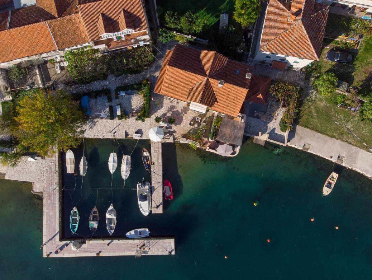 Tanja'S Seafront Orahovac Apartment Cattaro Esterno foto